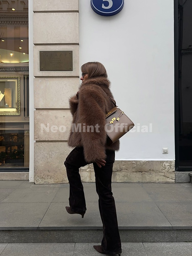 Neo Mint Fluffy Eko Tilki Kürk - Streetwear Girl Brand incelemesi ve fiyatı