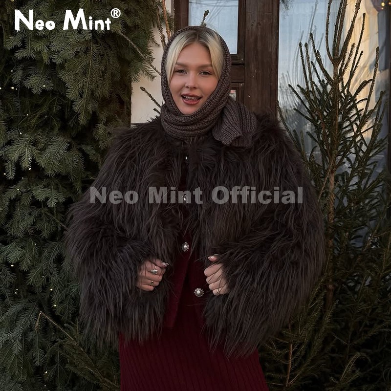 Neo Mint Kış 2025 Püsküllü Sun - Streetwear Girl Brand incelemesi ve fiyatı